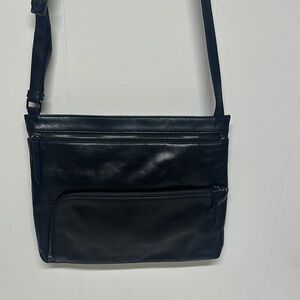 Margot Black Messenger Bag Sleek Design
